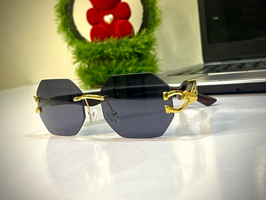 Shadow Clutch – Ebony Gold Edition